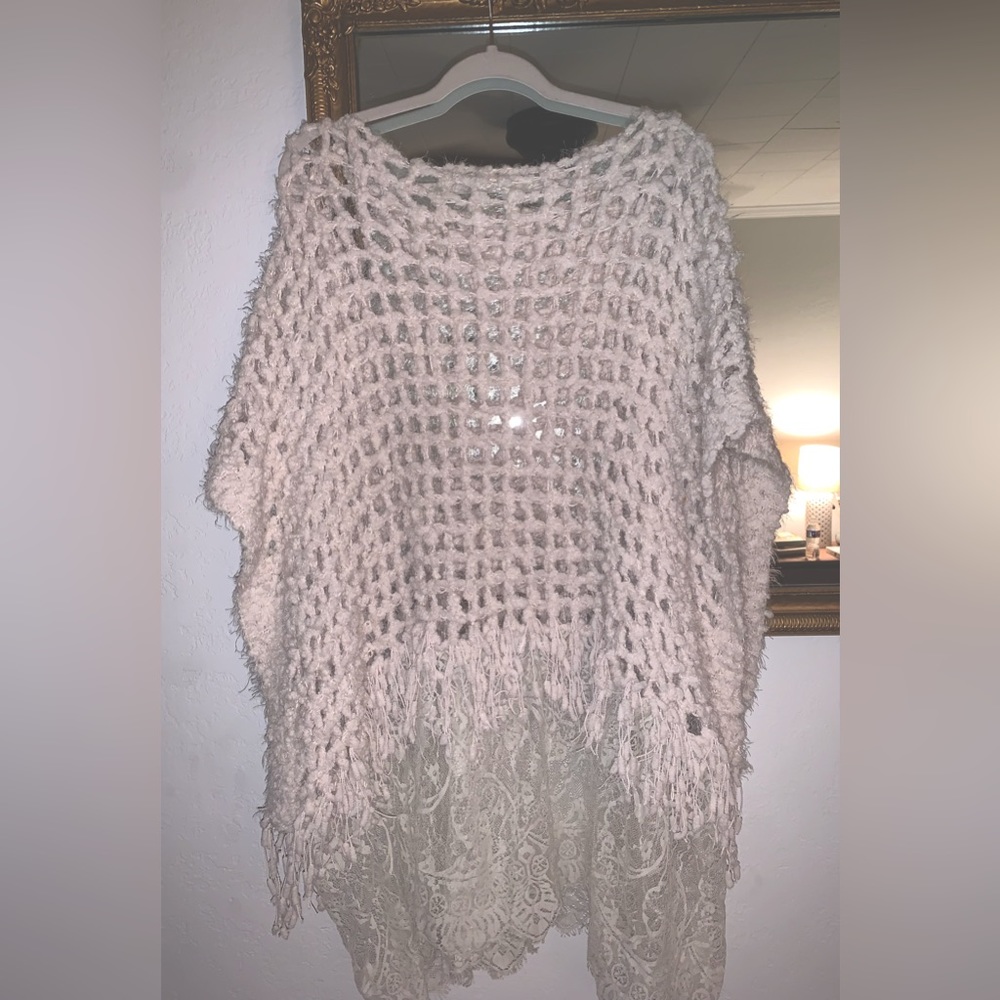 Cozy boho poncho lace bottom